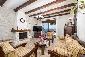 House | 5 bedrooms - Villa Ariadne in Apergatika (Paxos)