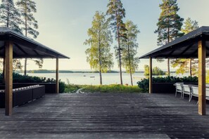 Terrace/patio - World`s End - 2 Luxury Beachfront Villas (425m2) (Mikkeli)