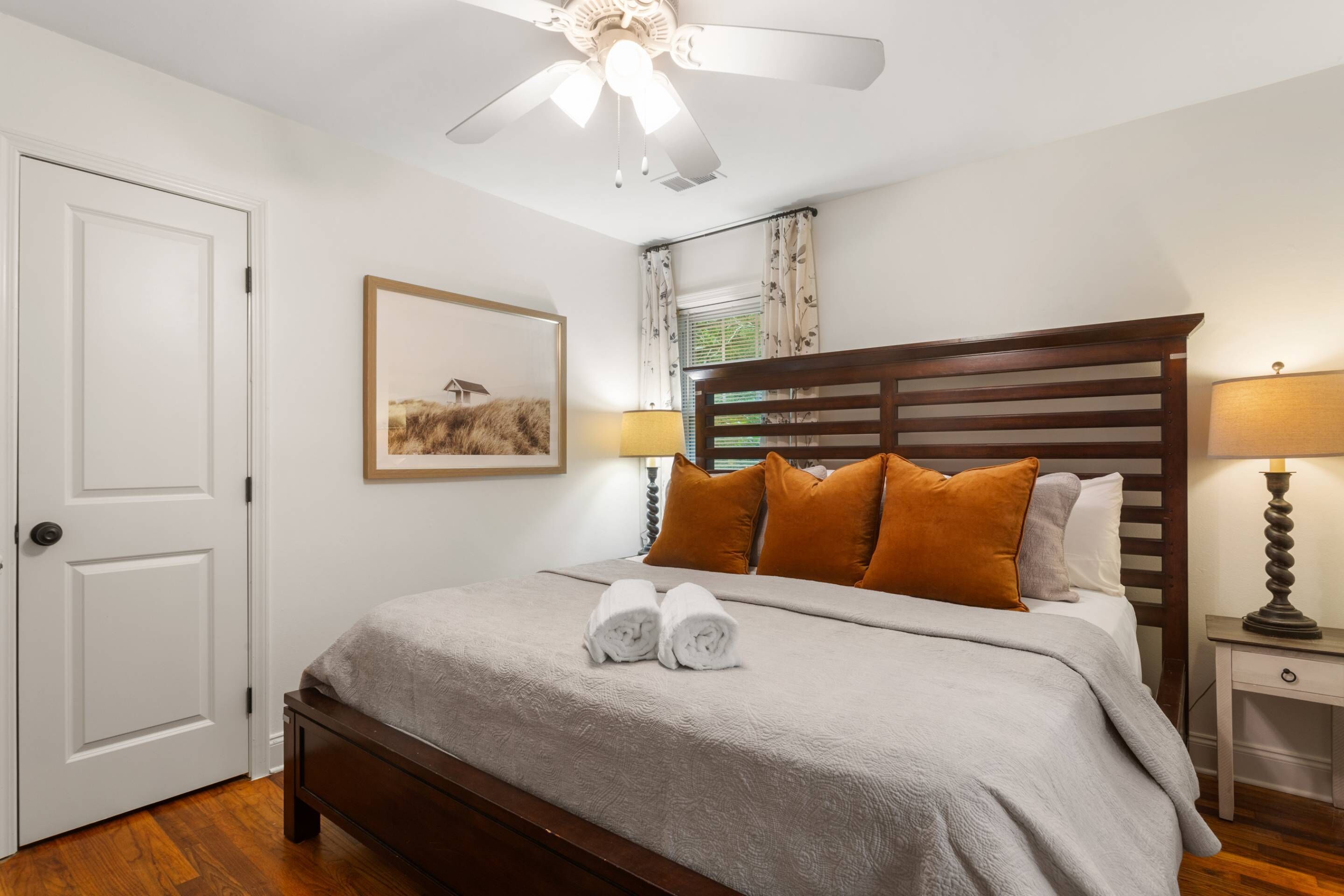 2 chambres, bureau, Wi-Fi gratuit, draps fournis