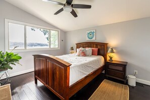 3 bedrooms, desk, iron/ironing board, free WiFi - 2026 Commissioning Week Promo: Book 6 Nights, Get the 7th Free (Severna Park)