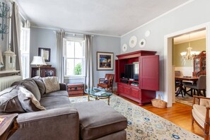 Nicht klassifiziertes Bild, 2 von 48, Schaltfläche