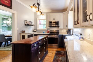 Nicht klassifiziertes Bild, 3 von 48, Schaltfläche