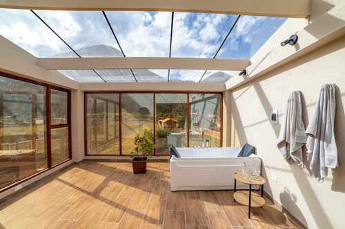 Casa Lujosa con Piscina Temperada