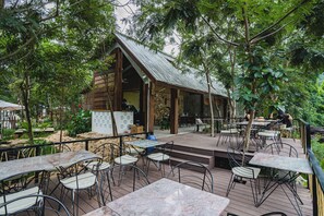 Restaurant - Green Valley Veal Pouch (Kampot)