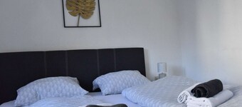 Luxuriöse großzügige Wohnung mit einem Schlafzimmer