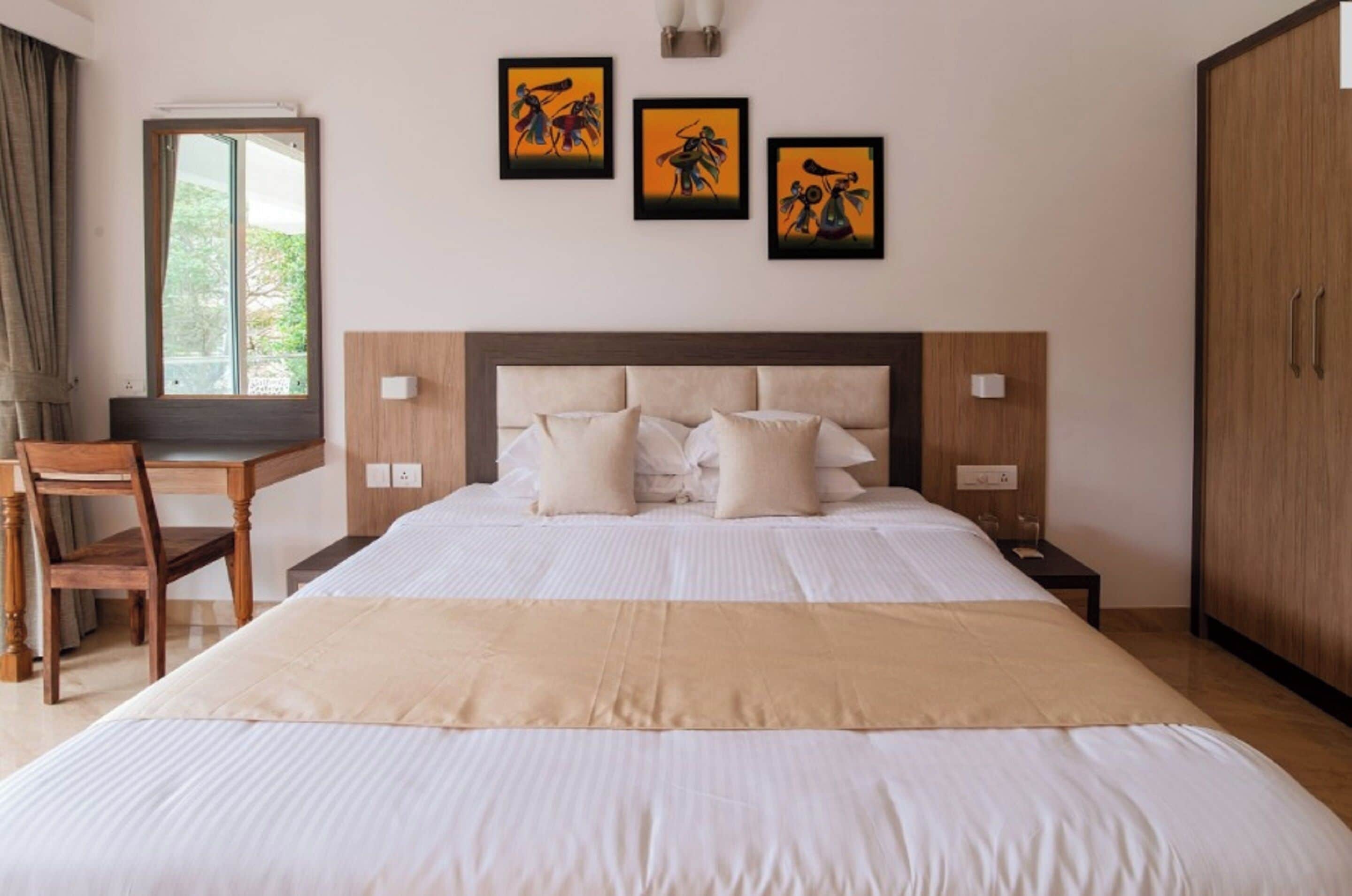 Royal Villa, 4 Bedrooms | 4 bedrooms, individually decorated, individually furnished, desk