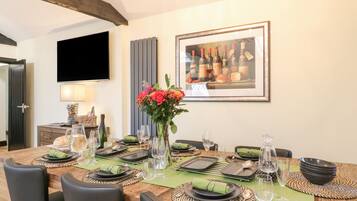 Cottage | Interior