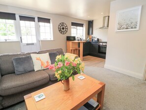 Cottage | Living area