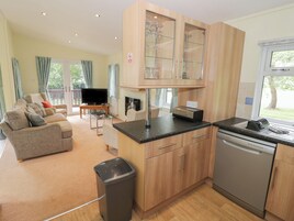 Casa de campo | Cozinha privada | Geladeira, lava-louças, chaleira elétrica, torradeira