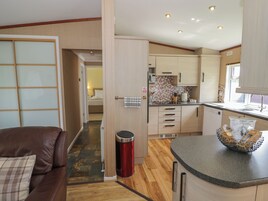 Fridge, dishwasher, electric kettle, toaster