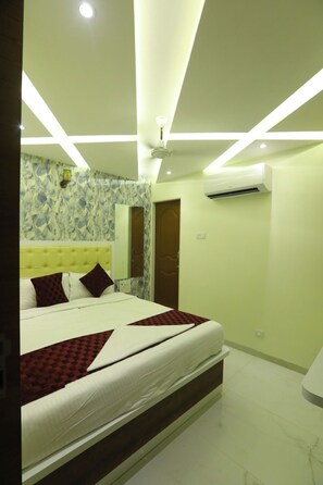 Quarto luxo | 1 quarto, quartos à prova de som, Wi-Fi de cortesia, roupa de cama