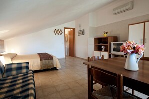 7 dormitorios, tabla de planchar con plancha, wifi gratis y ropa de cama