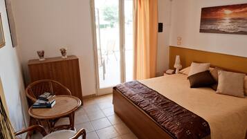 7 Schlafzimmer, Bügeleisen/Bügelbrett, kostenloses WLAN, Bettwäsche