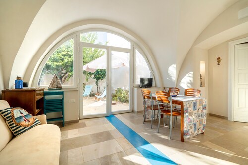 Villa 'Agrumeto Sul Mare' mit Meerblick, WLAN und Klimaanlage