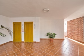 Interior - Apartment "Carabeo 23" with Sea Views and Direct Beach Access (Nerja)