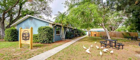 تناول الطعام بالخارج