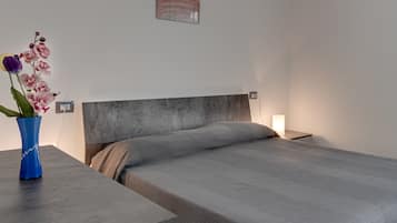 1 slaapkamer, een strijkplank/strijkijzer, gratis wifi, beddengoed