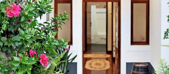 Holiday Home "Casal Do Farrobo" with Sea View, Private Terrace & Wi-Fi