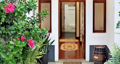 Holiday Home "Casal Do Farrobo" with Sea View, Private Terrace & Wi-Fi