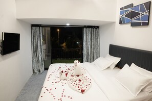 Executive Room - Hotel Royal Accord (Surat)