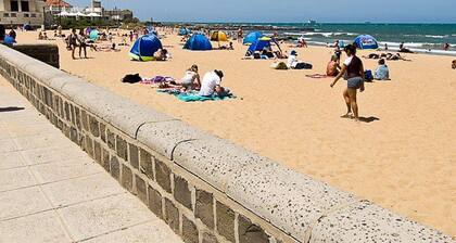 Townhouse minutes from cafes, restaurants and all Williamstown has to offer!