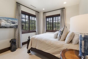 3 Schlafzimmer, Bügeleisen/Bügelbrett, kostenloses WLAN, Bettwäsche