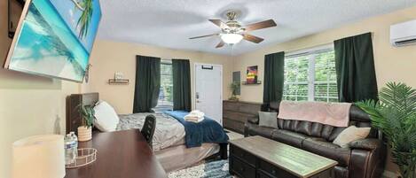 Desk, free WiFi, bed sheets