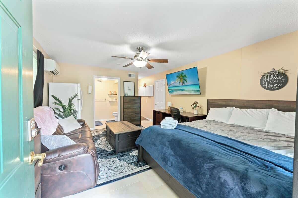 Schreibtisch, kostenloses WLAN, Bettwäsche