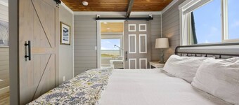 Tidepool Townhome Entire House