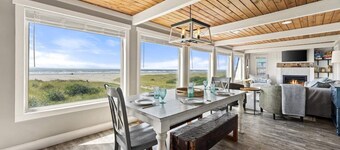 Tidepool Townhome Entire House