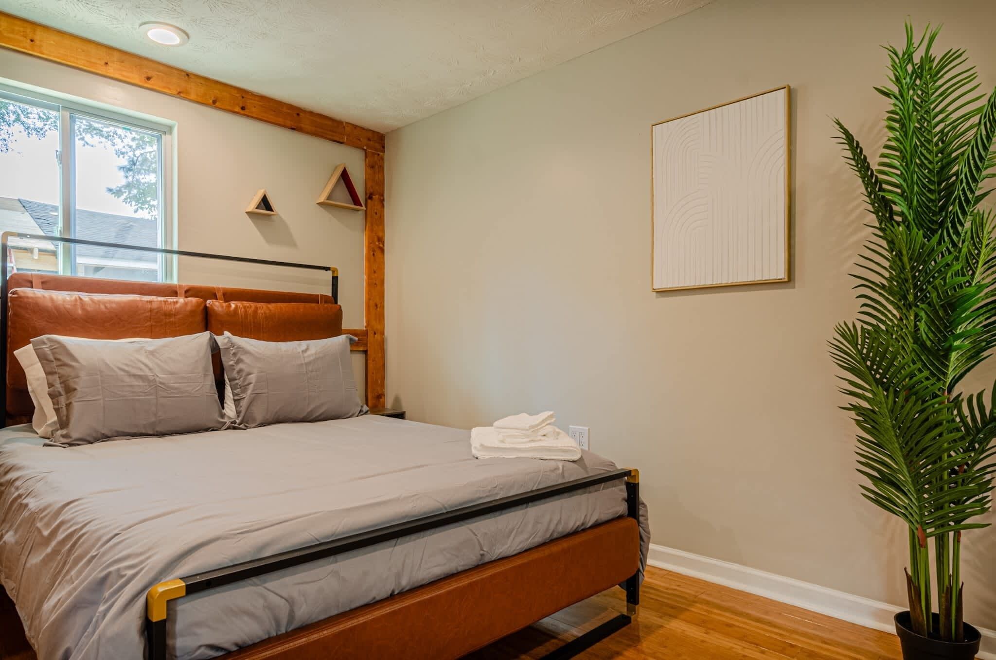 1 soverom, skrivebord, strykejern/-brett og wi-fi