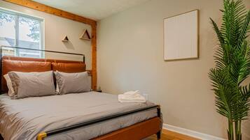 1 soverom, skrivebord, strykejern/-brett og wi-fi