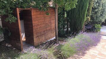 Enceinte de lâhĂ©bergement