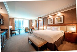 2 soveværelser, skrivebord, strygejern/strygebræt, weekendseng