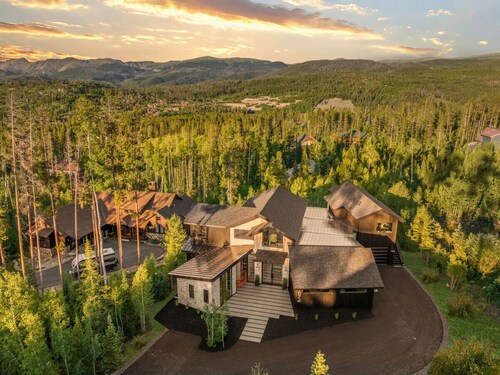 Winter Park Luxury Studio w/ Private Hot Tub+Majestic Views