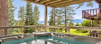 Luxury Mountain retreat with Hot tub