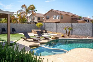 A heated pool - 4-Bedroom Peoria Retreat with Heated Pool & Spa (Peoria)