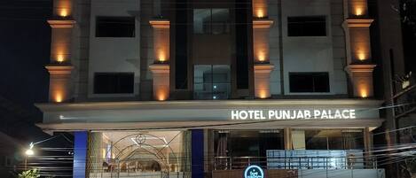 Facciata della struttura