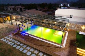 Piscine extérieure
