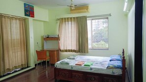 2 bedrooms, iron/ironing board, WiFi, bed sheets - A homely spacious stay in serene location and luxurious villa. (Pune)