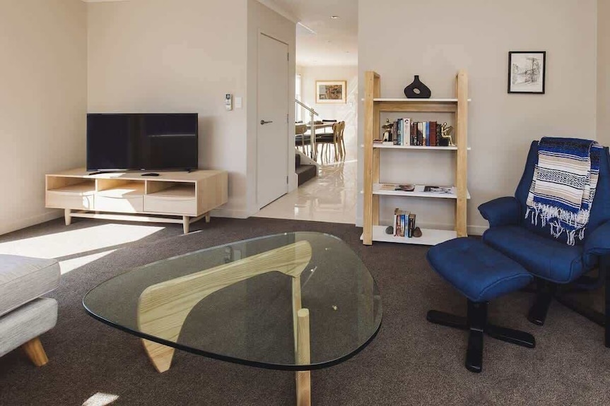 Welcome To A Unique Townhouse Close To City Centre And Pukekura Park - New Plymouth