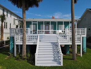Exterior - Oceanfront beach home full of character, large deck and private path to beach (Isle of Palms)