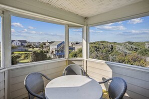 Dining - Make Way For Ducklings - Wild Duck Dunes, Ocean Views, 160 Yds to Beach, Saltwater Pool, Flex Stays (Duck)