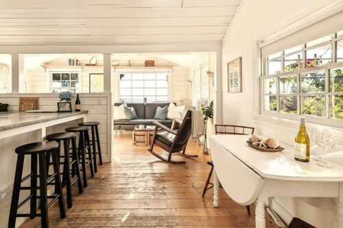 Charming Beach Cottage w/ Ocean Views & Sauna!