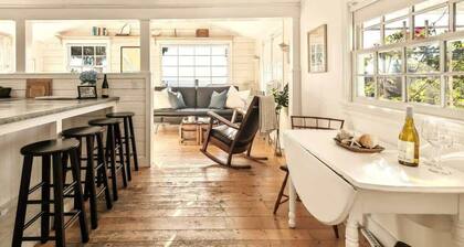 Charming Beach Cottage w/ Ocean Views & Sauna!