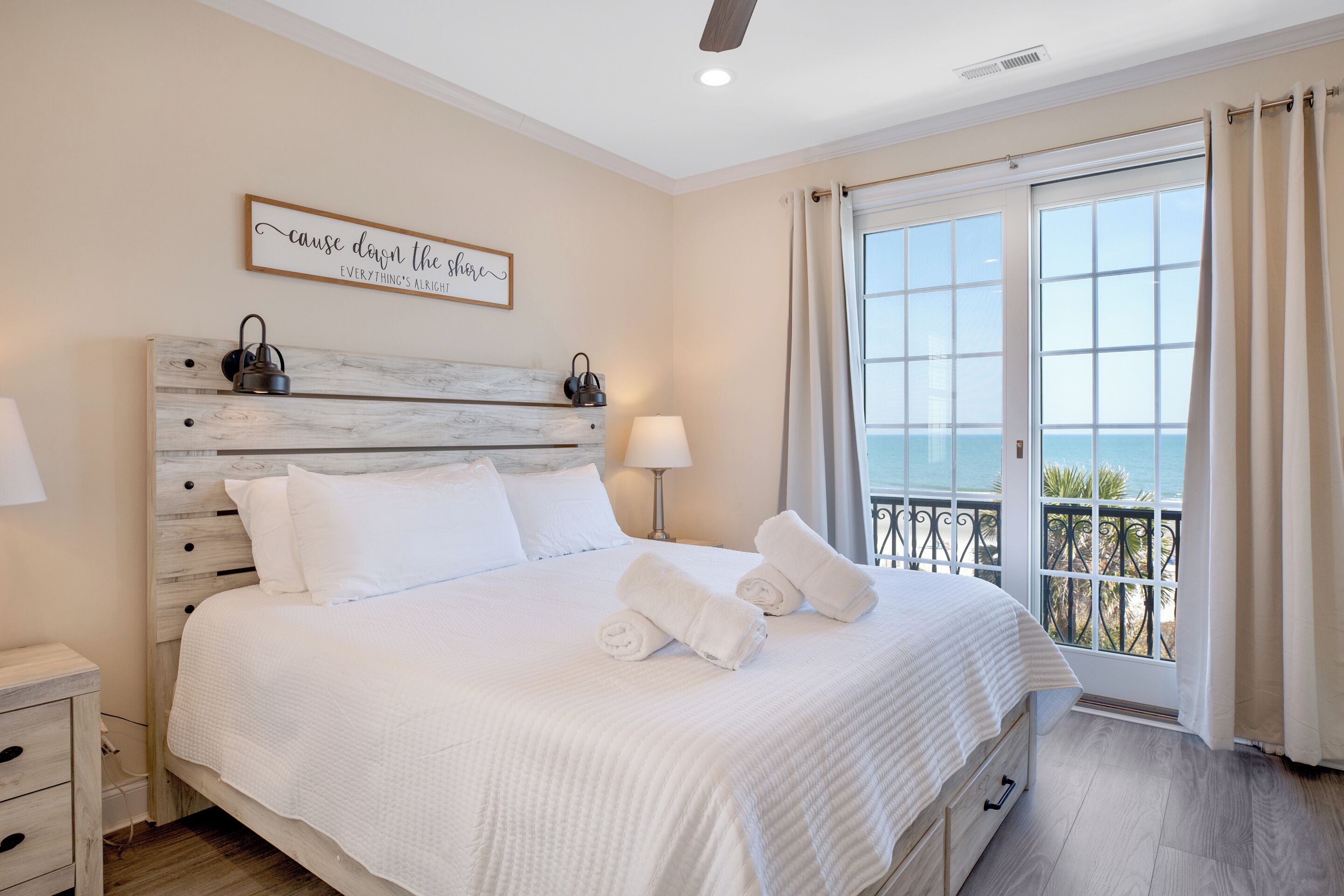 5 bedrooms, iron/ironing board, free WiFi, bed sheets