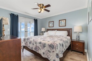 5 habitaciones, tabla de planchar con plancha y wifi gratis 