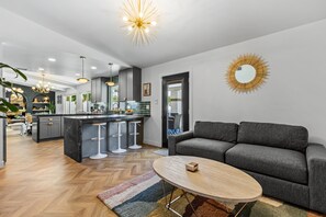 Smart-TV, Kamin