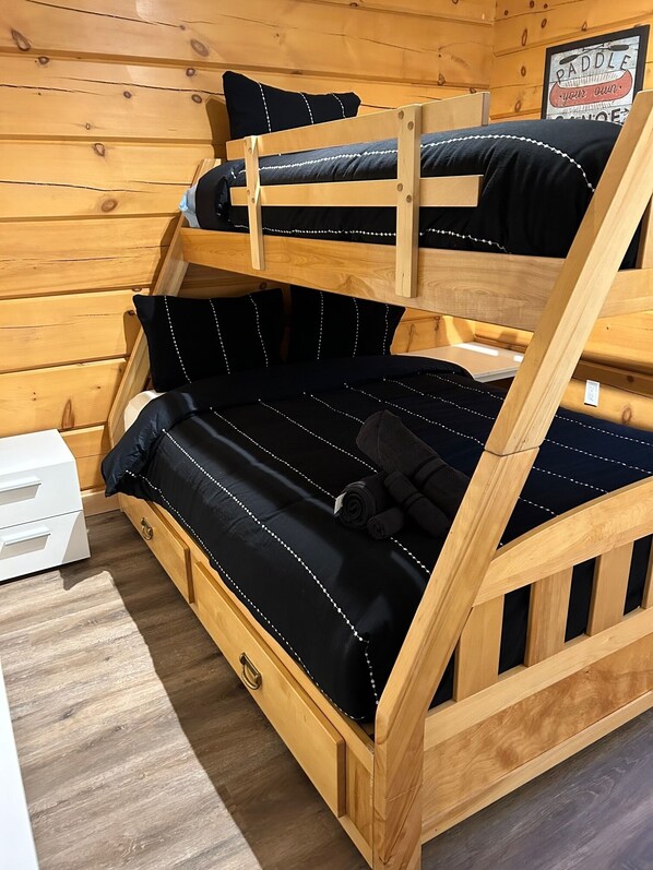 3 habitaciones, wifi gratis y ropa de cama