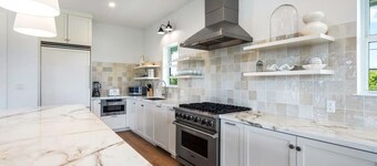 Crestwood House at Lunara Bay